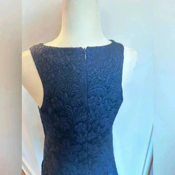 Club Monaco Pleated Drop Waist Dress size 6 pockets - Picture 2 of 7